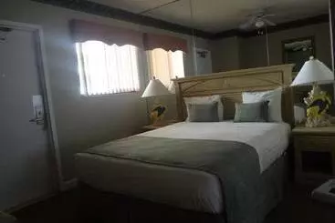 ホテル Lighthouse Cove Resort