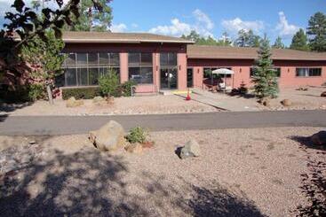 ホテル Roundhouse Resort