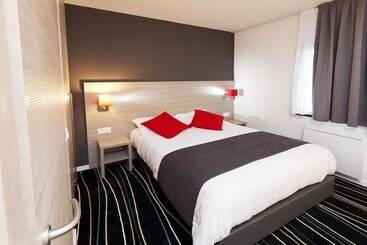 בית מלון כפרי The Originals City, Hôtel Marnelavallée Est, Meaux