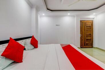 هتل Oyo Flagship Vishal Royal