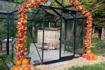 ベッドアンドブレックファースト Le Clos Des Fées