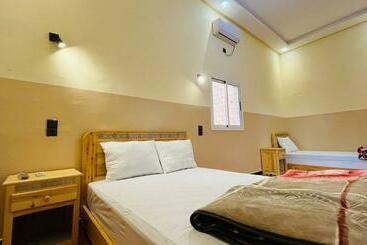 Hotel Càpsula Ziz Agdez Zagora