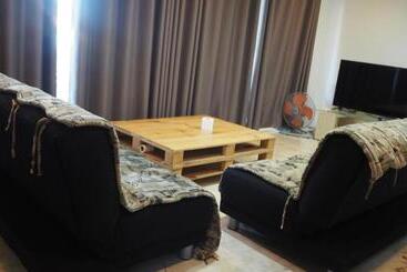 آپارتمان Maximize Brand New Hostel Udonthani