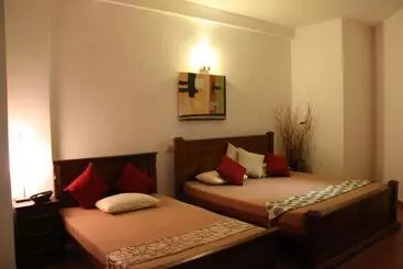 Albergue Colombo Mount Beach