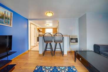 Pet Friendly Lake Erie Cottage Walk To The Water