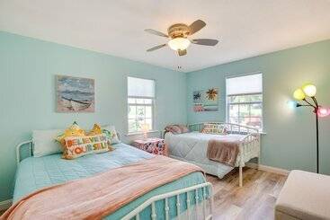 茅舍 Deck, Grill & Fire Pit: Waterfront Texas Retreat