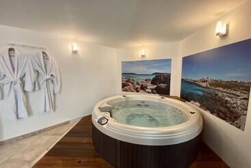 Hotel 26 Rue Du Grand Maurian