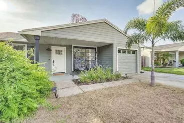 コテージ Palm Harbor Paradise W/ Community Pool!