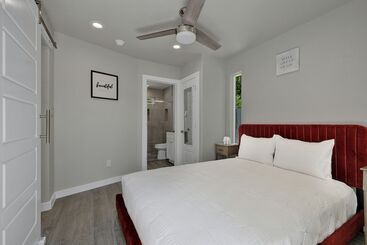 بيت ريفى Red Door Movie Lounge Casita