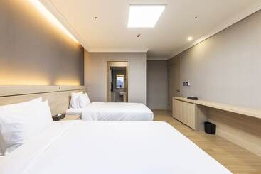 Hotel Baekhak Jayuro Resort