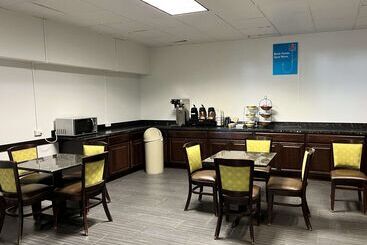 酒店 Studio 6 Suites Clarion, Pa