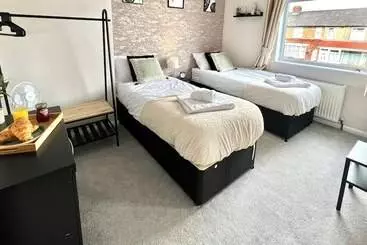 Residència Remarkable 2 Bed House In Coventry