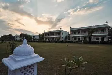 ホテル Clarksinn Suites Ranthambore