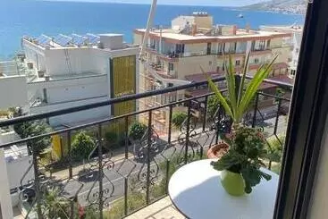 ホテル Augusto Rooms