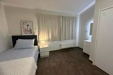 Hospedaria Eden Lodge