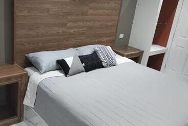 Apartmanszálloda Habitacion Sencilla Cama Ks Y Baño