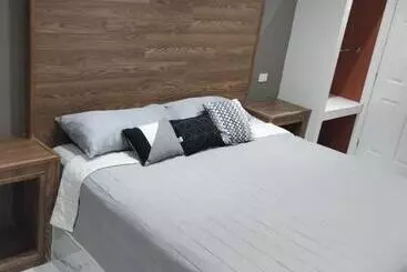 アパートホテル Habitacion Sencilla Cama Ks Y Baño
