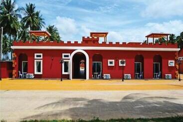 World Cat Beach & Resort เวิลด์แคท บีช แอนด์ รีสอร์ท