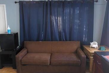 پانسیون Elegant Suite