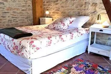 Aamiaismajoitus (B&B) Chambre Four à Pain à L Escale De Varaire