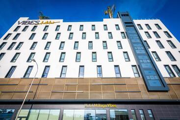 هتل Málaga Vibes