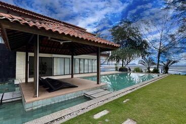 ویلا Pantai Indah Lagoi Bintan