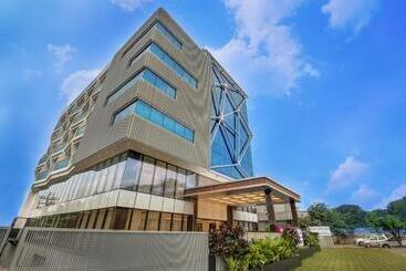 Hotel Regenta Central Javaji Mysore