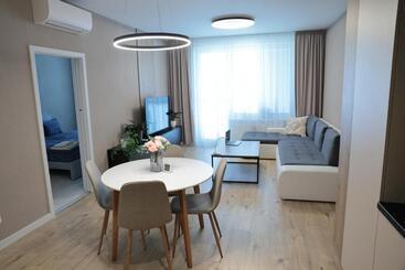 هتل Luxo Grand Apartments By Bratislavatrip