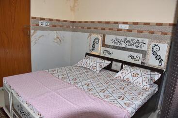 Pensió River Rest Home Stay