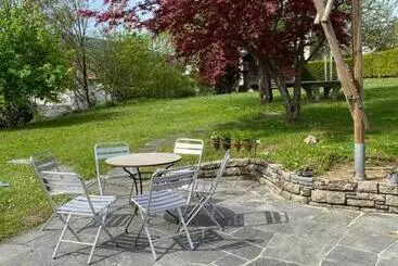 Aamiaismajoitus (B&B) La Maison Du Petit Bonheur