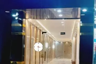 ホテル جوهرة العزيزية للشقق المفروشة