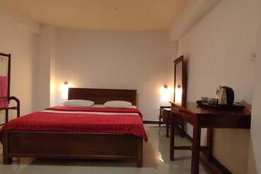 Pensjonat Blue Sky Guest House And Restaurant