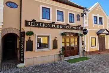 Red Lion Pub & Apartments Szentendre