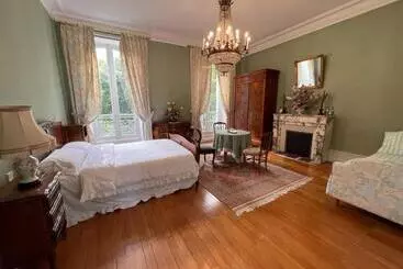 Aamiaismajoitus (B&B) Demeure Des Payratons