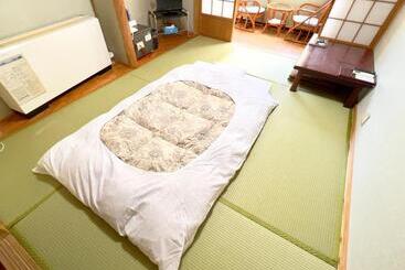 בית מלון כפרי Furuiwaya Soh Vacation Stay 35494v