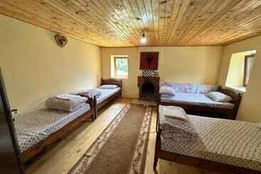 Pensão Guest House Kukaj  Bed & Breakfast