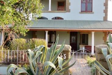 بنسيون Marquard Guesthouse