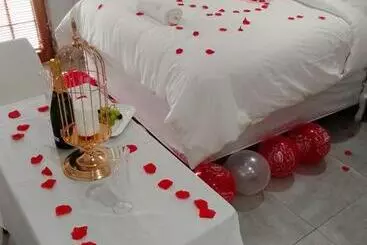 پانسیون Suprime Hotels And Conference