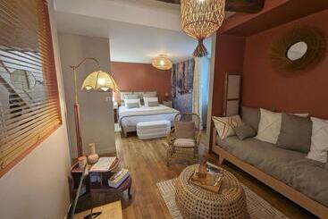 پانسیون Le Champ Des Sources