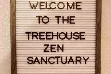 پانسیون The Cozy Villa Private Parking