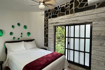 Cerveceria James Hotel Y Spa