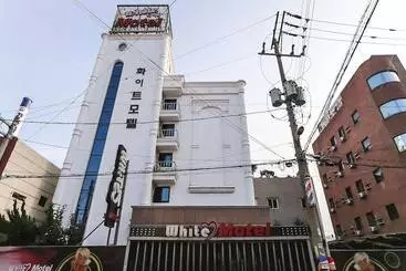 モーテル Pohang Daedodong White
