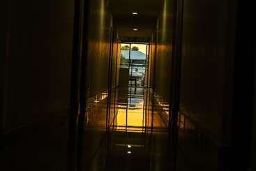 هتل Aldora Airport Residency