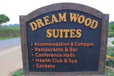 هتل Dream Wood Suites