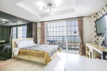 Motel Taean Subichi Castle Pension