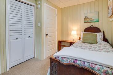 Roscommon Cottage   Walk To Higgins Lake!