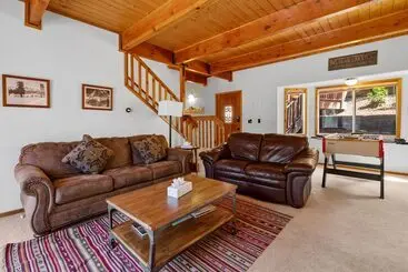 コテージ Little Bear Lodge