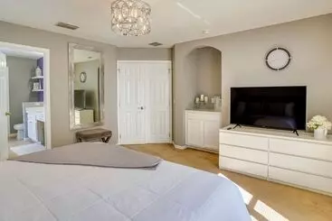 Mökkimajoitus Private Pool: Family Home In Southern Dunes