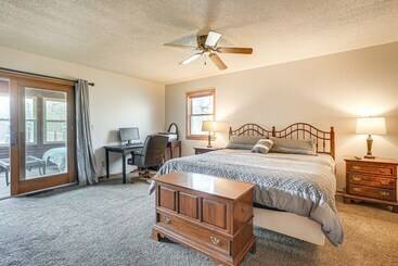 コテージ Pool, Deck & Fire Pit: Dog Friendly Ohio Escape!