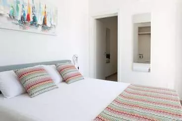 Bed and Breakfast Domusterramare
